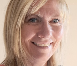 Neuf mois après son arrivée à la tête de la mairie de Clisson, la nouvelle maire revient sur une initiative de santé locale : la Viebox, une boîte d’informations médicales d’urgence distribuée aux habitants
