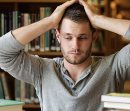 Près d’un étudiant sur deux (44,8 %) renonce à demander une aide… par honte