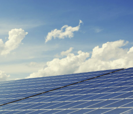 En 2025, les aides publiques ont permis de financer plus de 1 200 installations et la création de 643 kilomètres de réseaux de chaleur