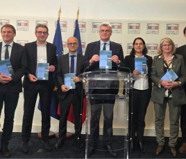 Les députés ont adopté, mercredi 13 mai, la proposition de loi « pour une montagne vivante et souveraine », portée par Jean-Pierre Vigier, président de l’Association nationale des élus de la montagne (ANEM), avec le soutien de 122 parlementaires issus de différents groupes politiques. 