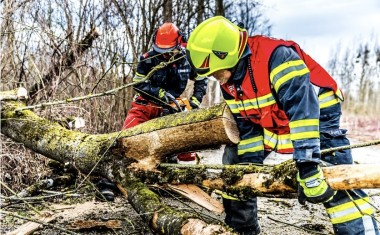 Les sapeurs-pompiers en France font face à des risques majeurs lors de leurs interventions