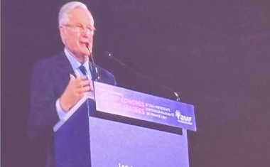 Michel Barnier, Premier ministre clôture le 106e Congrès des maires