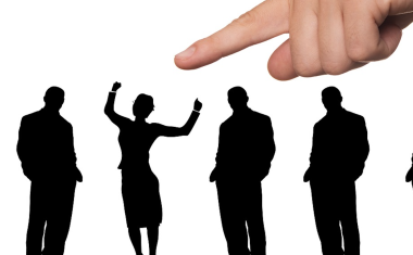 près de deux recrutements sur trois d’agents permanents concernent désormais des contractuels