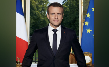 Devant 500 maires réunis jeudi 16, Emmanuel Macron a livré un discours à la fois de soutien et de mobilisation.