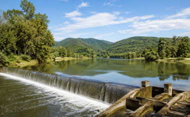le Gouvernement et la Banque des Territoires renforcent leur soutien en portant l'enveloppe des AquaPrêts à 6 milliards d'euros sur la période 2023-2028, soit deux milliards supplémentaires
