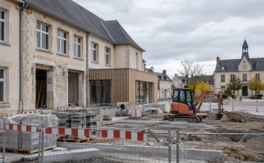Face aux nouvelles ponctions annoncées dans le budget 2027, de nombreuses collectivités pourraient être contraintes de ralentir, reporter ou abandonner leurs projets d’investissement