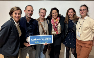 À Lyon, l’accès au sport pour tous, l’égalité femmes-hommes et la modernisation des équipements sont au cœur de la politique municipale, récompensée par un quatrième laurier au label « Ville Active et Sportive ».