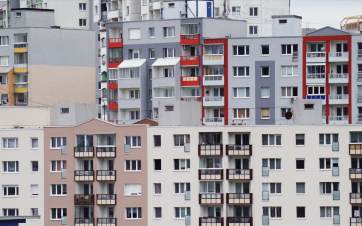 C’est depuis Marseille, symbole des fractures urbaines mais aussi des capacités de transformation, que le gouvernement a choisi d’annoncer une nouvelle étape majeure de sa politique du logement.