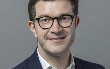 " Lorsqu’une commune végétalise un espace public, elle doit réfléchir à la qualité des sols, au choix des plantes et à la gestion de l’eau "