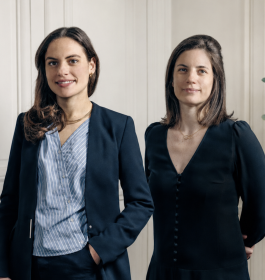 Fanny Ehrenfeld et Philippine Garrigue, avocates du cabinet AVOCOOP, coopératives d’avocats