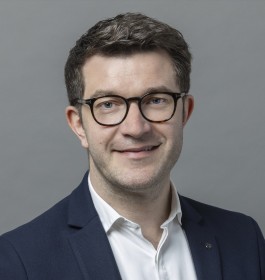 " Lorsqu’une commune végétalise un espace public, elle doit réfléchir à la qualité des sols, au choix des plantes et à la gestion de l’eau "