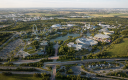 Vue d’illustration du futur complexe de parcs à thème envisagé dans le secteur de Cergy-Pontoise. Le projet prévoit six milliards d’euros d’investissement et jusqu’à 22 000 emplois directs, mais ses contours et son calendrier restent à définir