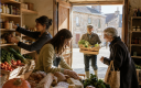 Portées par les habitants, les épiceries participatives rapprochent les produits locaux des consommateurs tout en recréant un lieu de rencontre au cœur des villages