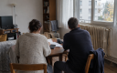 Face à la hausse des prix de l’énergie, de plus en plus de ménages sont contraints d’arbitrer entre se chauffer et financer d’autres dépenses essentielles.