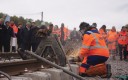 La pose des nouveaux rails marque une étape clé de la rénovation de la ligne Nancy–Contrexéville : un chantier de 150 millions d’euros pour rétablir une desserte ferroviaire de proximité entre douze gares